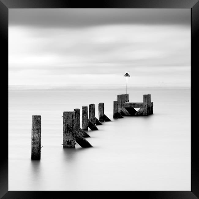 Southend in mono - Square frame Framed Print by mark leader