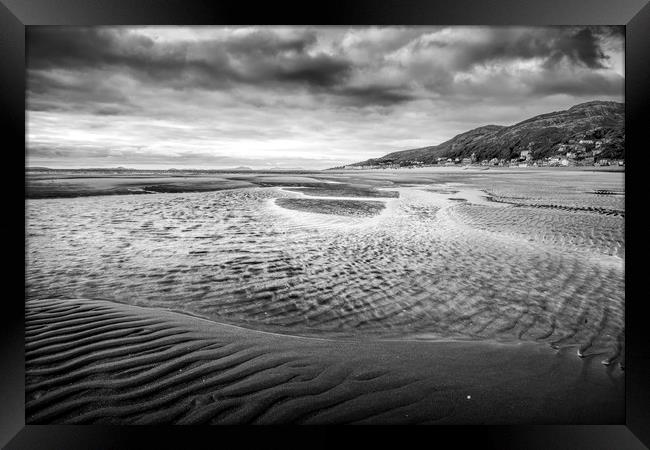 Barmouth Beach in Mono  Framed Print by Janette Hill