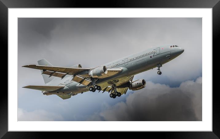 Tristar Swansong Framed Mounted Print by Gareth Burge Photography
