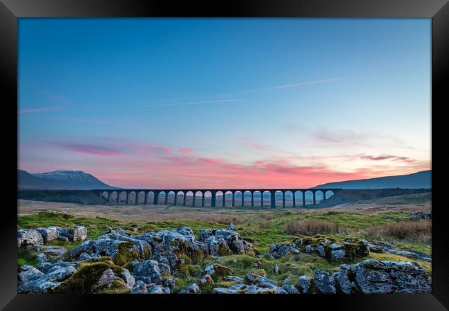 Ribblehead Sunset Framed Print by Nigel Smith
