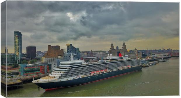 The Queen Elizabeth Cruise liner in Liverpool  Canvas Print by Paul Raynard