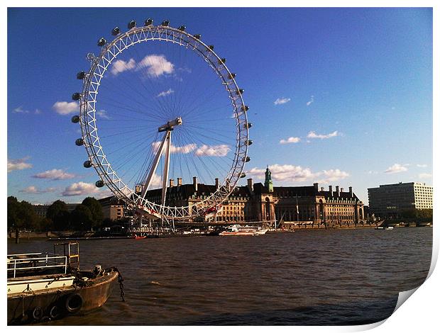 The Eye and Aquarium Print by Chris Day