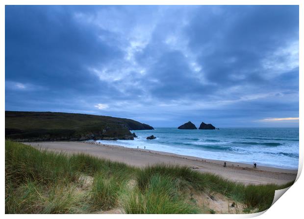 Holywell bay at dusk  Print by chris smith