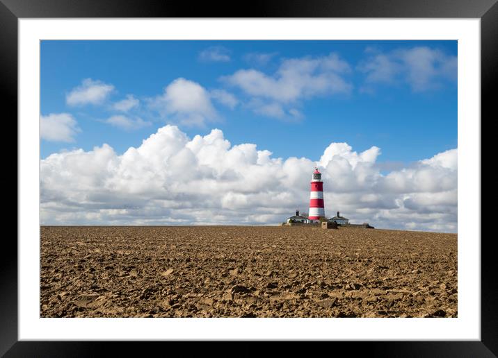 Happisburgh Lighthouse  Framed Mounted Print by chris smith
