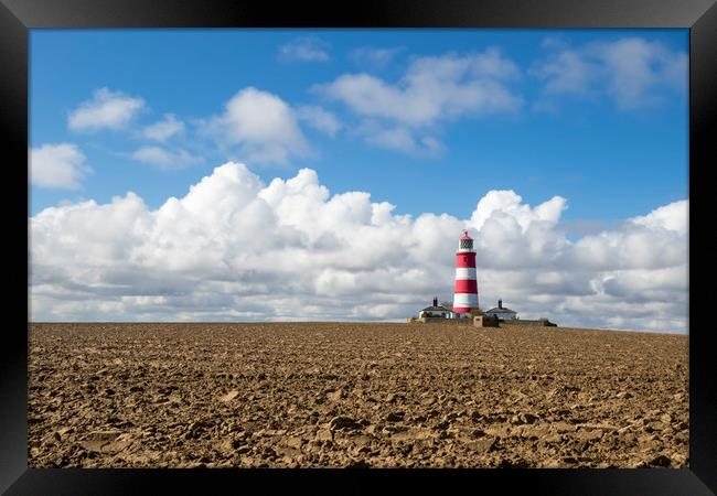 Happisburgh Lighthouse  Framed Print by chris smith