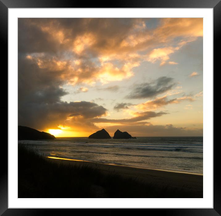 Holywell Bay Sunset  Framed Mounted Print by chris smith