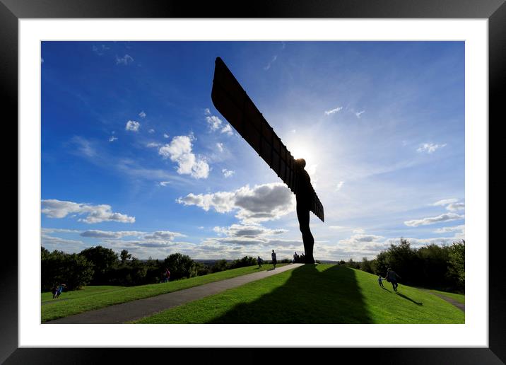 Angel of the north  Framed Mounted Print by chris smith