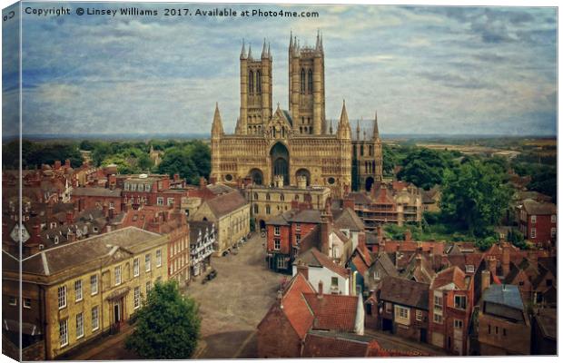    Lincoln Cathedral                   Canvas Print by Linsey Williams