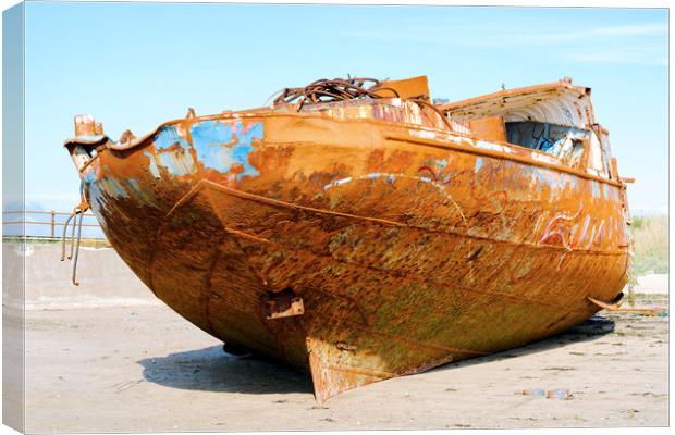 Beached. Canvas Print by Simon J Beer