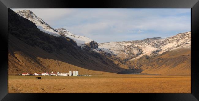 Eyjafjallajökull volcano, Iceland Framed Print by mark humpage