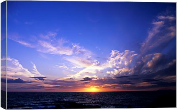 Sunset over the Atlantic. Canvas Print by Bob Walker