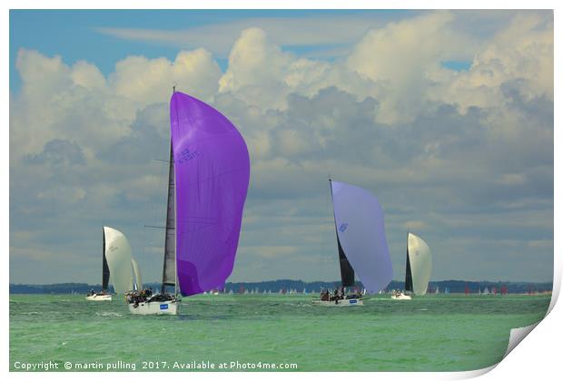 lendy Cowes race Print by martin pulling