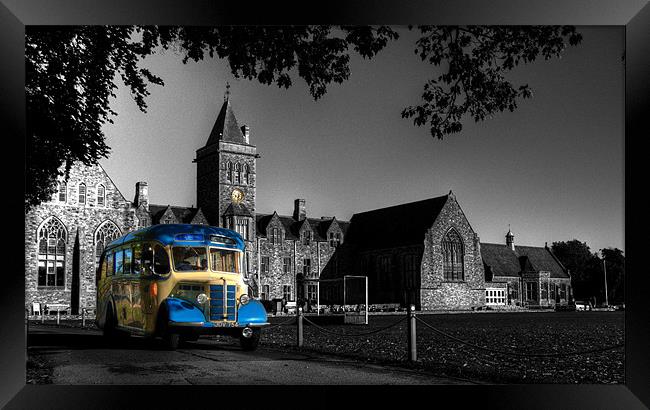 Vintage bus at Taunton school Framed Print by Rob Hawkins