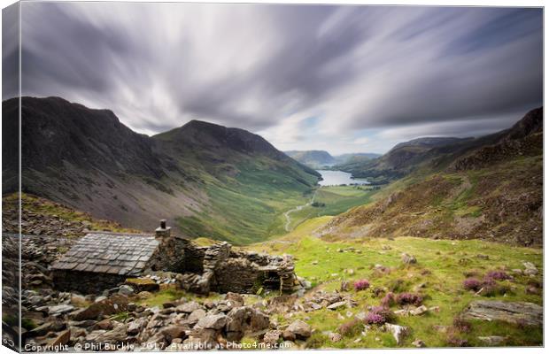 Warnscale Bothy Long Exposure Canvas Print by Phil Buckle