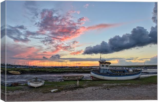 Sunset over the Staithe  Canvas Print by Gary Pearson