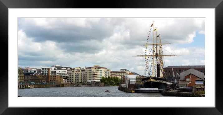 SS Great Britain Framed Mounted Print by Andrew Richards