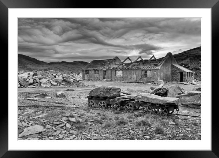 Maenofferen Quarry Messroom Framed Mounted Print by Rory Trappe
