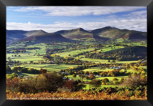 Brecon Beacons in Autumn's Embrace. Framed Print by Philip Veale