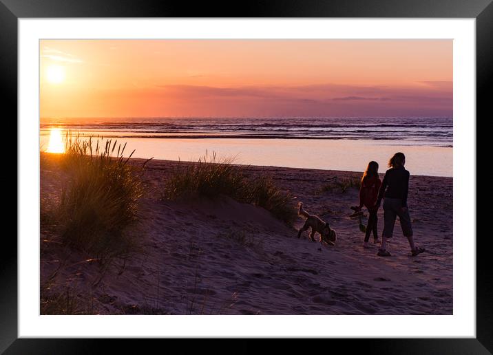 Sunset Stroll Framed Mounted Print by Simon Wilkinson