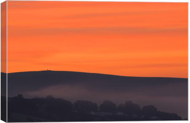 Summer sunrise on Codden Hill. Canvas Print by Simon J Beer