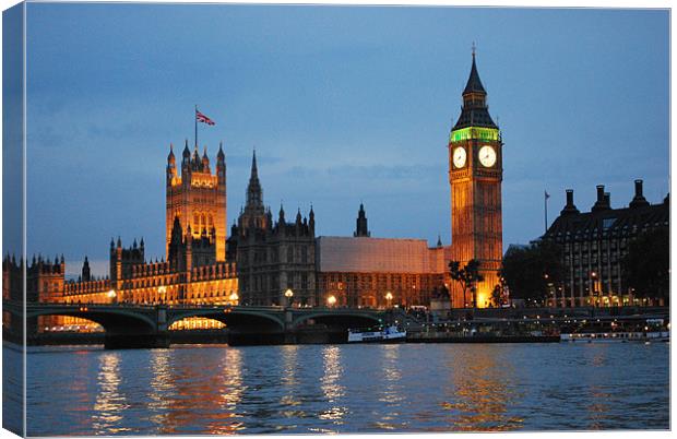 Houses of Parliament Canvas Print by Madeline Harris