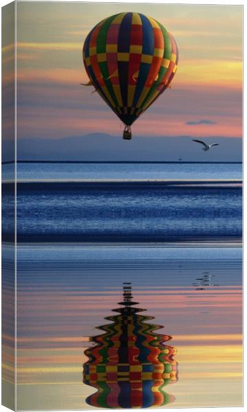 rippled reflections Canvas Print by sue davies