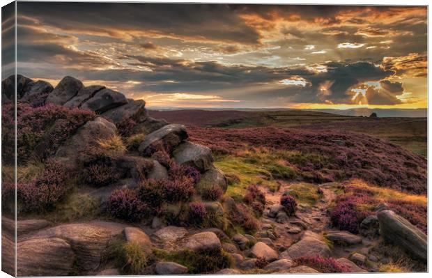 Carl Wark Hill Fort. Canvas Print by Paul Andrews