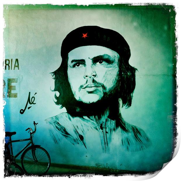 Che Guevara mural in Trinidad Cuba Print by Chris North
