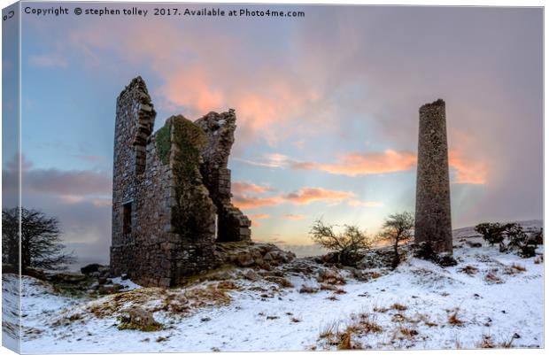Wheal Jenkin Mine at sunrise in the snow Canvas Print by stephen tolley