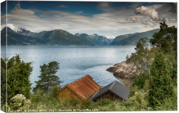 view on sognefjord in norway Canvas Print by Chris Willemsen