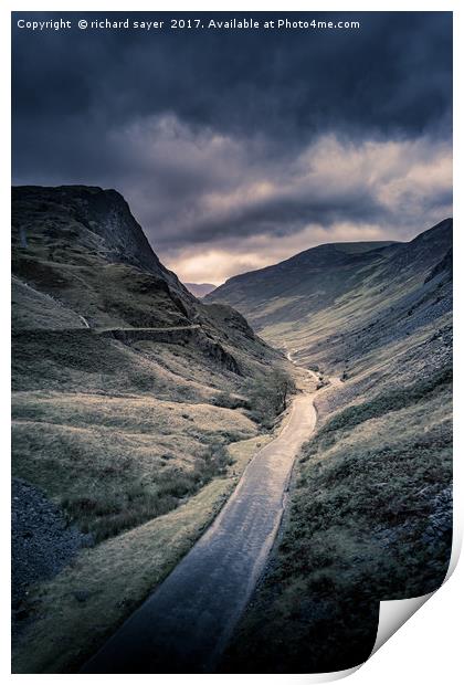Honister Pass Print by richard sayer