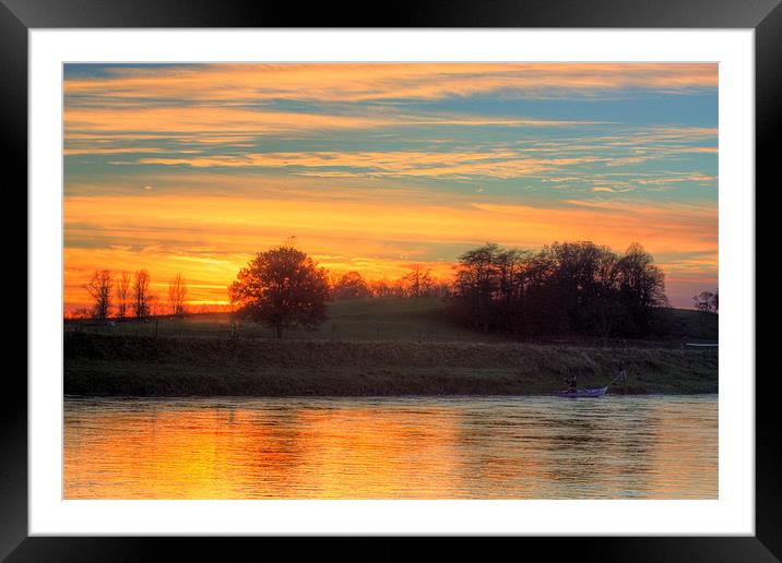 Cobby at Sunset Framed Mounted Print by Gavin Liddle