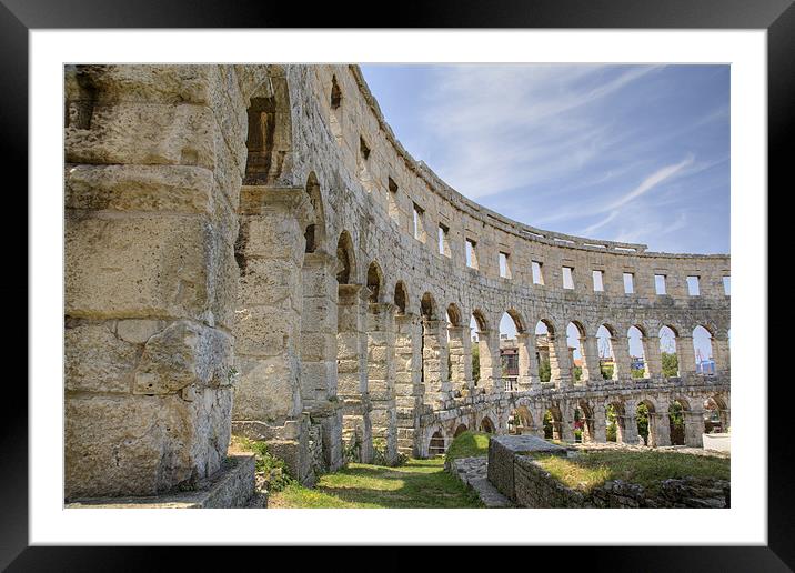 Colosseum in pula, Croatia Framed Mounted Print by Ian Middleton