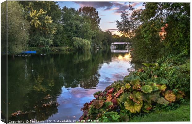 The Thames At Pangbourne Canvas Print by Ian Lewis