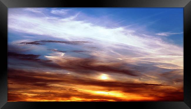 Sunset Sky Framed Print by Linda More