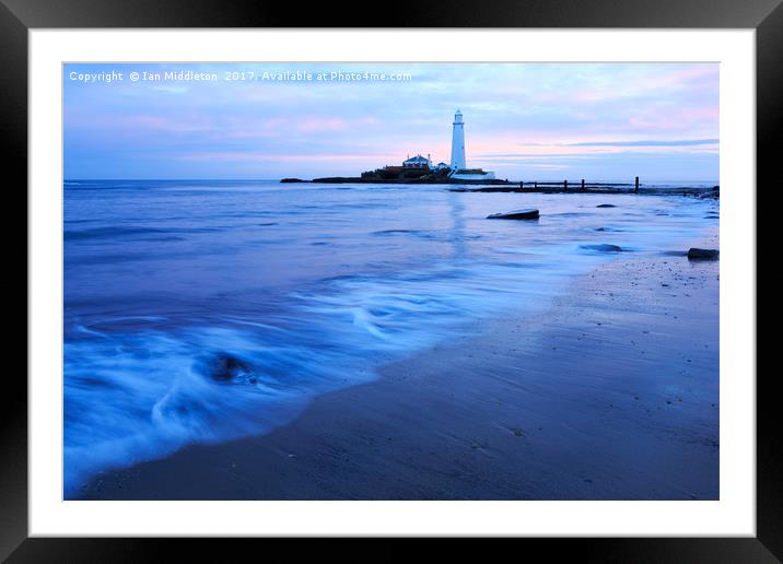 Saint Mary's Lighthouse at Whitley Bay Framed Mounted Print by Ian Middleton