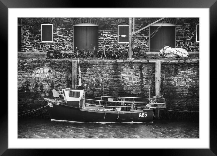 The old fishing boat  Framed Mounted Print by Andrew chittock