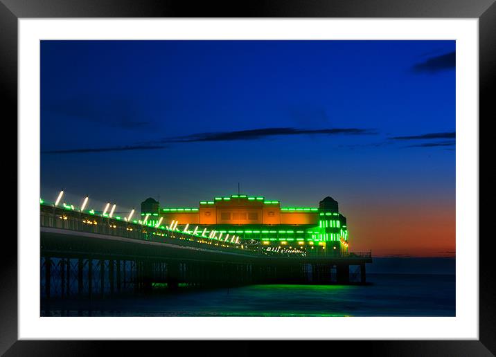 Grand Pier Framed Mounted Print by Dave Hayward