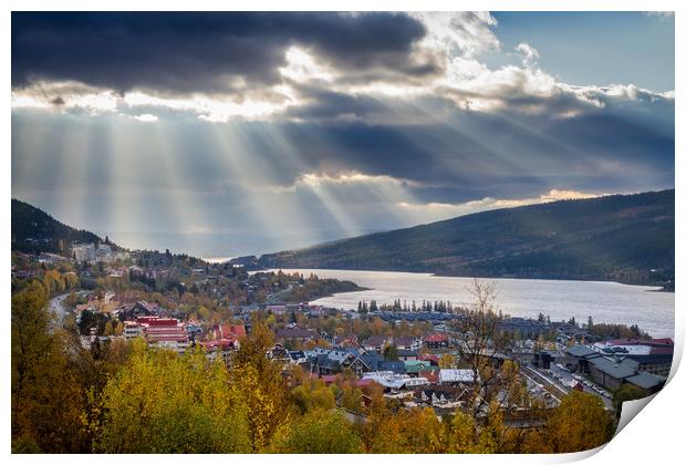 Sun rays above Åre in Sweden Print by Hamperium Photography