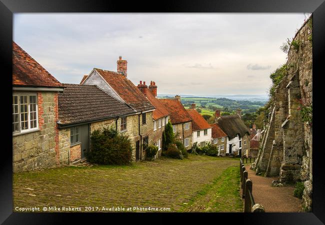 Gold Hill, Shaftesbury, Dorset Framed Print by Mike Roberts