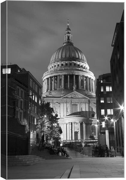 St Pauls Cathedral at London Attractions BW Canvas Print by David French