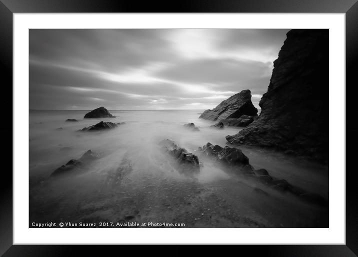 Sandymouth Beach 7.0 Framed Mounted Print by Yhun Suarez