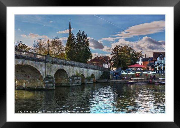 Wallingford Bridge Into The Town Framed Mounted Print by Ian Lewis