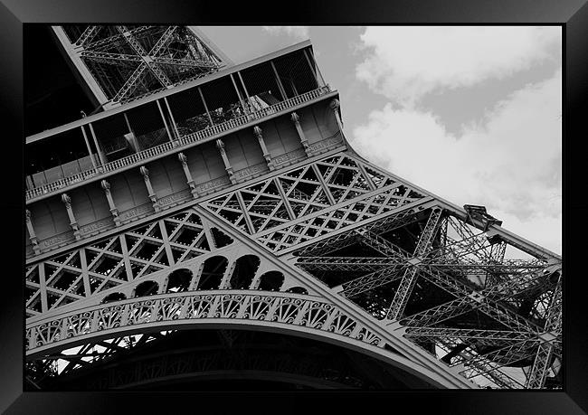 La Tour Eiffel Framed Print by Berit Ipsen