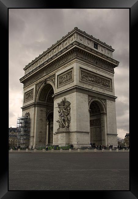 Arc de Triomphe Framed Print by Berit Ipsen