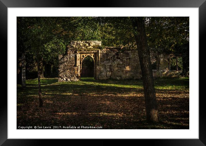 Wallingford Castle Framed Mounted Print by Ian Lewis