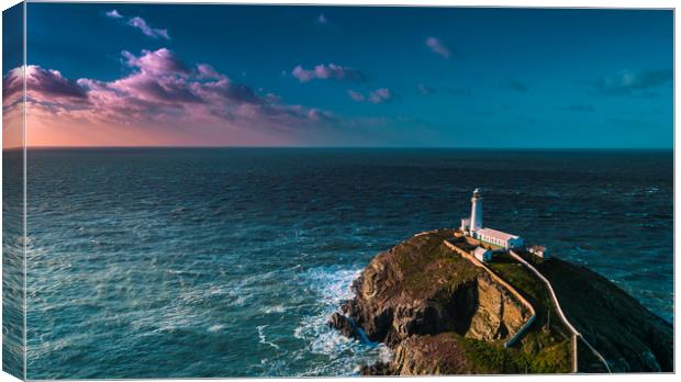 South Stack Lighthouse Canvas Print by Jaromir Ondra