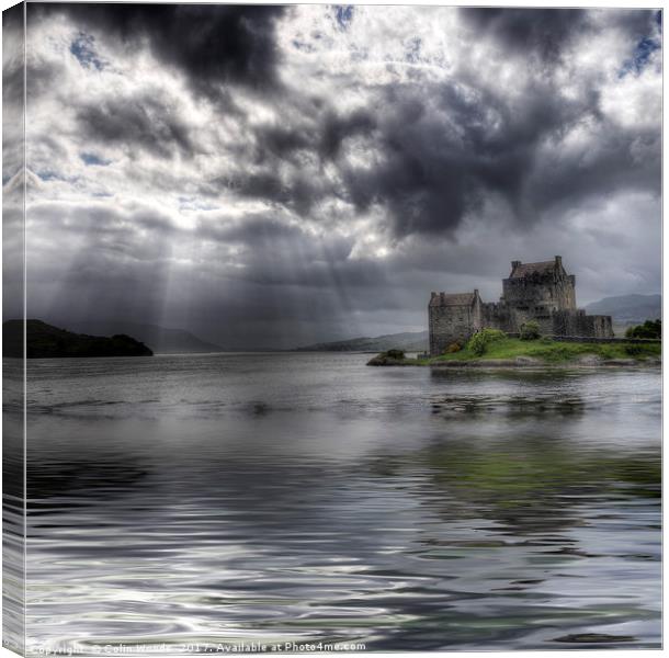 Eilean Donan Castle in Scotland Canvas Print by Colin Woods