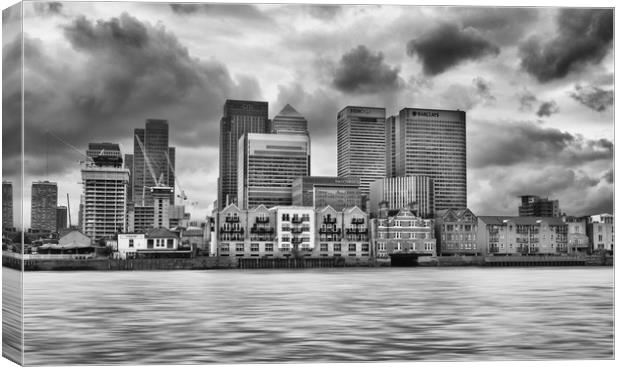 Canary Wharf London Canvas Print by Clive Eariss