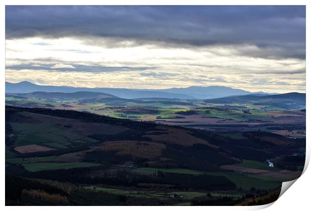 Beautiful Aberdeenshire from Bennachie. Print by alan todd